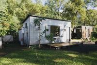 Mountain Silhouette Cottage 1 by Tiny Away - B&B