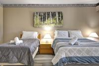 Tremblant Fun, Modern Condo, Games & Parking - B&B Mont-Tremblant