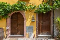 Carmine 21 - Bed and Breakfast Bosa