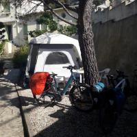 Deux tentes confortables dans un joli jardin idéalement situé - Chambres d'hôtes Sète