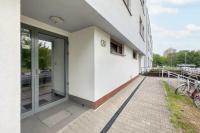 Bright & Elegant Apartment with a Spacious Terrace in Wrocław by Renters Prestige - Ferienwohnung