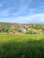 Appartamento con piscina - I Versanti Apartment - Ferienwohnung Alice Bel Colle