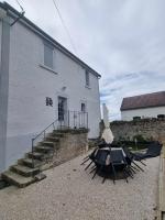 LE ROCAGERMANOIS - Jolie maison de village - Ferienwohnung