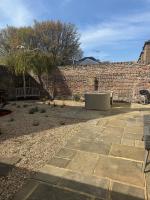 Ivy House by Keepers Cottages - Bed and Breakfast Deal