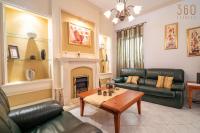 Spacious 3BR Maisonette with Terrace in Marsascala by 360 Estates - Ferienwohnung Żonqor