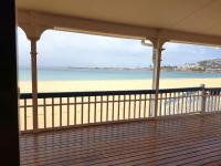 Santos Beach Pavilion - Flat B - B&B Mossel Bay