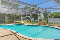 Pool at West Palm Beach Home, 2 Mi to CityPlace! - B&B West Palm Beach