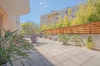 T3 Douillet avec grande terrasse - B&B Hyères