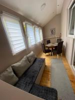 Топ роомс 12 - Ferienwohnung Niš