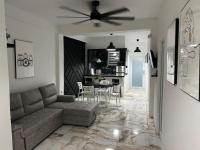 VSS Minimalista in Arecibo - Sleek and Serene Stay Near Beaches - B&B Arecibo