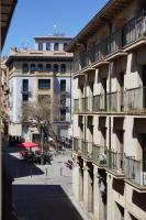 Apartamentos Turísticos Río Gallego (Apartamento Huesca) - B&B