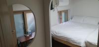 Dreibettzimmer mit eigenem Bad