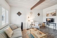 Beautiful 1 Bed Beach Condo #224 - Bed and Breakfast Carpinteria