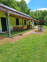 Garamszegi Szajki Vendégház - B&B
