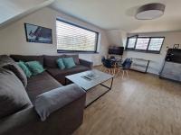 Relax Vila Lipno- apartmán v podkroví u pláže Windy Point - B&B Černá v Pošumaví
