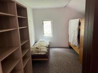 8-Bed Mixed Dormitory Room