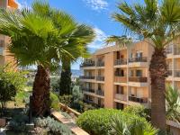 STUDIO BALCON CALME AVEC PARKING 5mn de la MER - B&B Nice