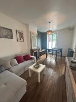 Chez Léa-Magnifique maison au centre-ville - Ferienwohnung Chaumont