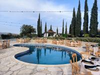 Ambelli Villa 4 Bedroom Luxury Villa - Chambres d’hôtes Skarínou