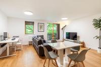 Modern Mile End Flat near Park - B&B