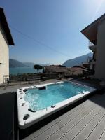 Casa Gina with private pool and lake view - B&B Riva di Solto