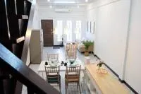 HOME175 Peaceful 2BR near BTS & IconSiam - B&B Bangkok