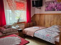 Doppel-/Zweibettzimmer mit Bad