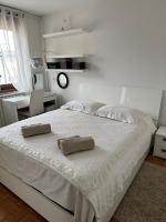 Tea Apartment near Arena - B&B
