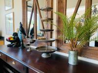 His Oath Guesthouse - B&B