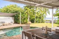 Villa Ki-Ma - Beachfront Stay at Trou-aux-Biches - Bed and Breakfast Triolet