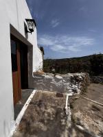 Elia House Rustic Andros Oasis - B&B
