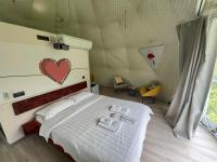 Tent Love
