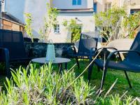 Maison 80m2 et Jardin Le 14 - B&B