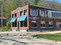 Suite A 2 BR w/ Bridge St. view - B&B Elkader