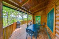 Game Room, Hot Tub and Decks Scenic Franklin Cabin - B&B Franklin
