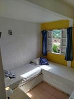 Vierbettzimmer mit Balkon