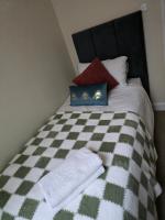 Modern 2 bed ground floor flat - B&B Watford