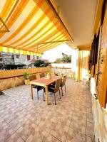 Albachiara sul mare, villetta con ampia veranda - Chambres d’hôtes Porto Torres
