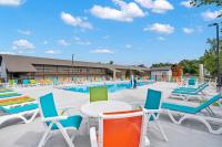 Little Dipper - Cozy Condo for 6 with Resort-style Amenities - Chambres d'hôtes Kimberling City
