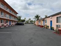 La PETITE ROUGE MOTEL - B&B