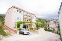 Apartments Sara - B&B Podstrana