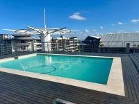 Pristine King Size Bed Apartment In Secure Complex - Chambres d’hôtes