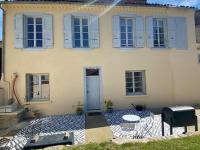 3 pièces silencieux plein centre parking clim patio - B&B Foix