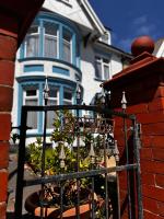 Beachside Bliss In Blackpool 1 Bed Apartment - B&B