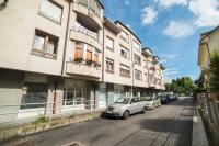 The Minted Wood - Stylish 2-Bedroom Apartment with Parking - Bed and Breakfast Zagreb