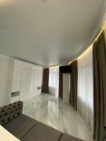 Appartamento con 1 Camera da Letto, Balcone e Vista Mare