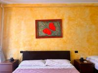 Deluxe Room (2 Adults + 1 Child)