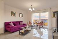 Appartamento con 2 Camere da Letto, Balcone e Vista mare