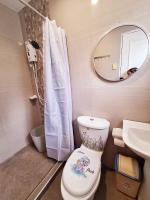 A4 Studio Apartment Room Transient House near Abreeza Mall, USEP Obrero, Victoria Plaza, SM Lanang, SPMC MDMRC Hospital - Chambres d'hôtes Davao