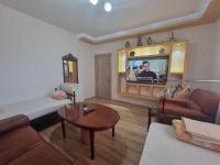 Chambre Lits Jumeaux avec Salle de Bains Commune